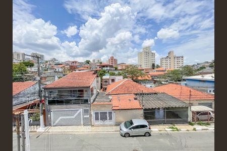 Vista de casa à venda com 3 quartos, 150m² em Umuarama, Osasco