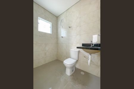 Casa à venda com 150m², 3 quartos e 2 vagas Casa à venda com 150m², 3 quartos e 2 vagasBanheiro da Suíte 2