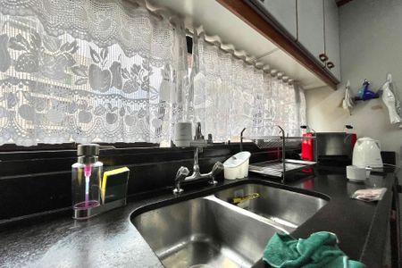 Apartamento à venda com 216m², 4 quartos e 3 vagas Apartamento à venda com 216m², 4 quartos e 3 vagasCozinha