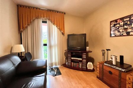 Apartamento à venda com 216m², 4 quartos e 3 vagas Apartamento à venda com 216m², 4 quartos e 3 vagasQuarto 2