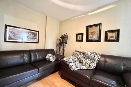 Apartamento à venda com 216m², 4 quartos e 3 vagas Apartamento à venda com 216m², 4 quartos e 3 vagasQuarto 2