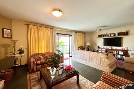 Apartamento à venda com 216m², 4 quartos e 3 vagas Apartamento à venda com 216m², 4 quartos e 3 vagasSala