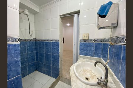 Casa para alugar com 140m², 2 quartos e sem vaga Casa para alugar com 140m², 2 quartos e sem vagaBanheiro da Suíte 2