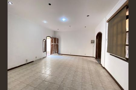 Sala de casa para alugar com 2 quartos, 140m² em Méier, Rio de Janeiro