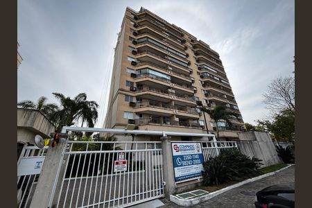 Apartamento para alugar com 71m², 2 quartos e 1 vagaFachada