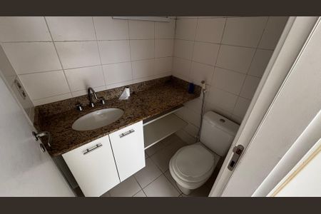 Apartamento para alugar com 71m², 2 quartos e 1 vagaBanheiro da Suíte 1