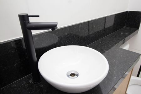 Apartamento à venda com 37m², 2 quartos e sem vagaBanheiro