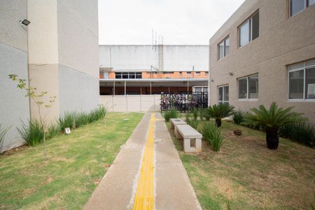 Apartamento à venda com 37m², 2 quartos e sem vagaÁrea comum