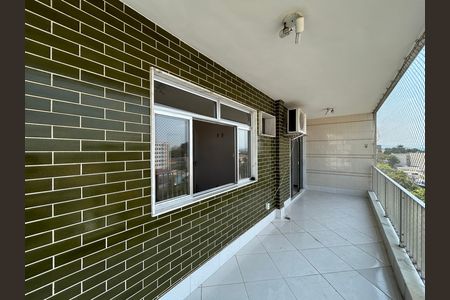 Apartamento à venda com 121m², 2 quartos e 1 vagaVaranda da Sala