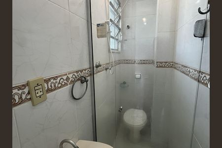Apartamento à venda com 121m², 2 quartos e 1 vagaBanheiro de serviço
