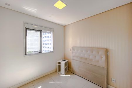 Apartamento à venda com 82m², 2 quartos e 2 vagasQuarto 2 - Suíte