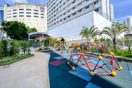 Apartamento à venda com 82m², 2 quartos e 2 vagasÁrea comum - Playground