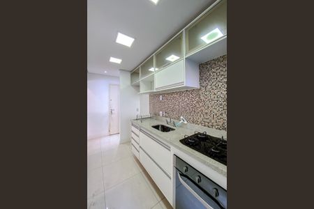 Apartamento à venda com 82m², 2 quartos e 2 vagasCozinha