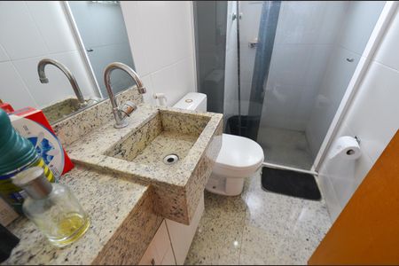 Apartamento à venda com 75m², 3 quartos e 2 vagas Apartamento à venda com 75m², 3 quartos e 2 vagasBanheiro da Suíte