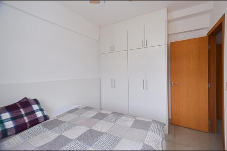 Apartamento à venda com 75m², 3 quartos e 2 vagas Apartamento à venda com 75m², 3 quartos e 2 vagasQuarto1