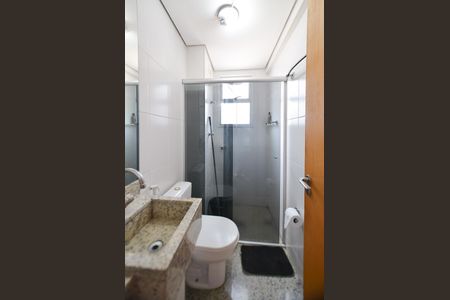 Apartamento à venda com 75m², 3 quartos e 2 vagas Apartamento à venda com 75m², 3 quartos e 2 vagasBanheiro da Suíte