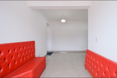Apartamento à venda com 75m², 3 quartos e 2 vagas Apartamento à venda com 75m², 3 quartos e 2 vagasSala
