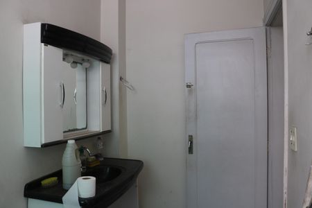 Apartamento à venda com 80m², 2 quartos e sem vagaBanheiro Social