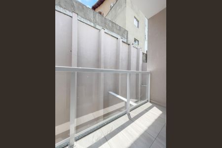 Casa à venda com 150m², 3 quartos e 2 vagas Casa à venda com 150m², 3 quartos e 2 vagasSacada Suíte 2