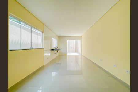 Casa à venda com 150m², 3 quartos e 2 vagas Casa à venda com 150m², 3 quartos e 2 vagasCozinha