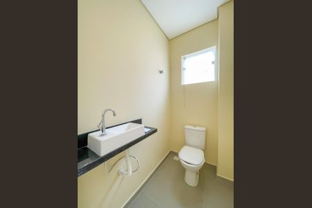 Casa à venda com 150m², 3 quartos e 2 vagas Casa à venda com 150m², 3 quartos e 2 vagasLavabo