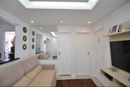 Sala de apartamento à venda com 2 quartos, 56m² em Vila Mazzei, São Paulo