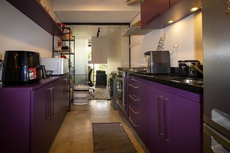 Apartamento à venda com 70m², 1 quarto e 2 vagasCozinha 