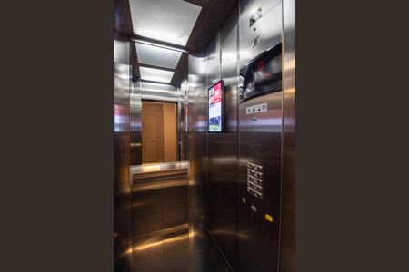 Apartamento à venda com 70m², 1 quarto e 2 vagasElevador