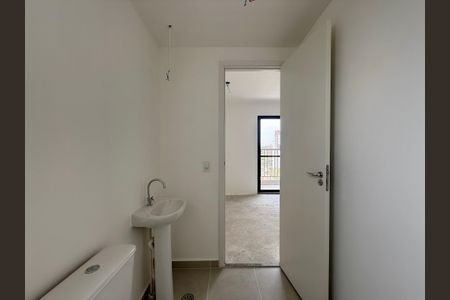 Studio à venda com 24m², 0 quarto e sem vaga Studio à venda com 24m², 0 quarto e sem vagaBanheiro