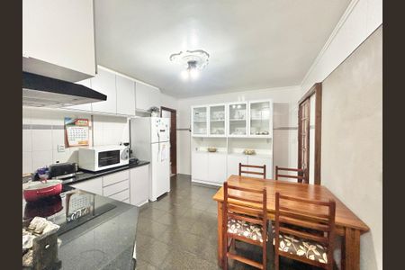 Apartamento à venda com 400m², 4 quartos e sem vagaCozinha