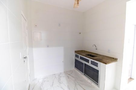 Apartamento à venda com 76m², 2 quartos e sem vagaCozinha e Área de Serviço