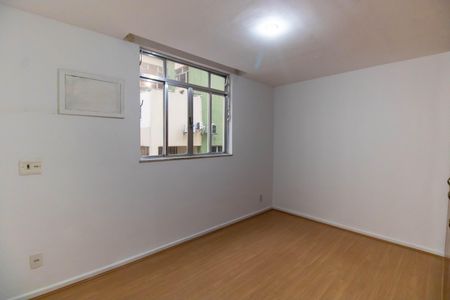 Apartamento à venda com 76m², 2 quartos e sem vagaQuarto 2