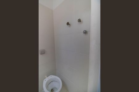 Apartamento à venda com 76m², 2 quartos e sem vagaBanheiro de serviço