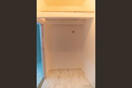 Apartamento à venda com 76m², 2 quartos e sem vagaQuarto de Serviço