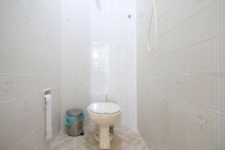 Casa à venda com 136m², 3 quartos e 2 vagas Casa à venda com 136m², 3 quartos e 2 vagasEdícula