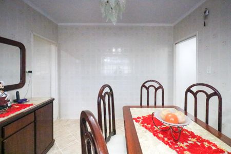 Casa à venda com 136m², 3 quartos e 2 vagas Casa à venda com 136m², 3 quartos e 2 vagasCopa