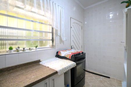 Casa à venda com 136m², 3 quartos e 2 vagas Casa à venda com 136m², 3 quartos e 2 vagasCozinha