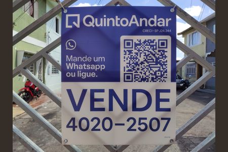 Casa à venda com 136m², 3 quartos e 2 vagas Casa à venda com 136m², 3 quartos e 2 vagasPlaca