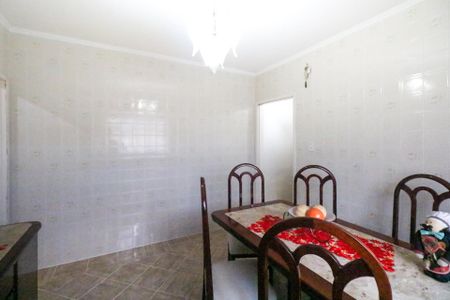 Casa à venda com 136m², 3 quartos e 2 vagas Casa à venda com 136m², 3 quartos e 2 vagasCopa