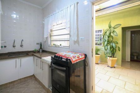 Casa à venda com 136m², 3 quartos e 2 vagas Casa à venda com 136m², 3 quartos e 2 vagasCozinha
