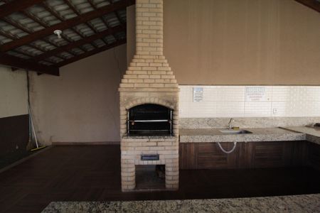 Apartamento para alugar com 55m², 2 quartos e 1 vagaÁrea comum - Churrasqueira