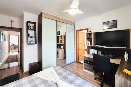 Casa à venda com 300m², 3 quartos e 5 vagasSuíte 3