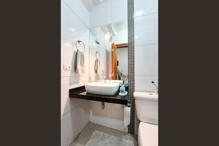 Casa à venda com 300m², 3 quartos e 5 vagasBanheiro de serviço 2