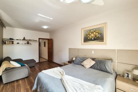 Casa à venda com 300m², 3 quartos e 5 vagasSuíte 1