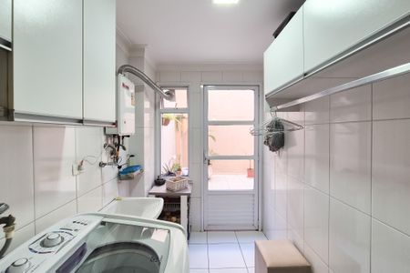 Casa à venda com 300m², 3 quartos e 5 vagasÁrea de Serviço