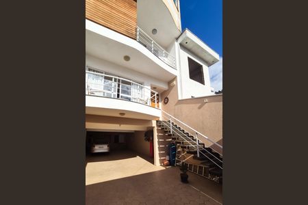 Casa à venda com 300m², 3 quartos e 5 vagasGaragem