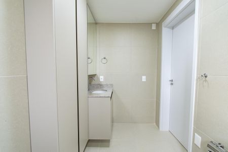 Studio à venda com 32m², 1 quarto e sem vaga Studio à venda com 32m², 1 quarto e sem vagaBanheiro