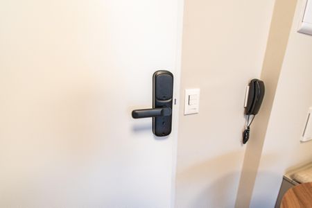 Studio à venda com 32m², 1 quarto e sem vaga Studio à venda com 32m², 1 quarto e sem vagaFechadura eletrônica