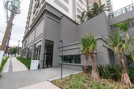 Studio à venda com 32m², 1 quarto e sem vaga Studio à venda com 32m², 1 quarto e sem vagaFachada