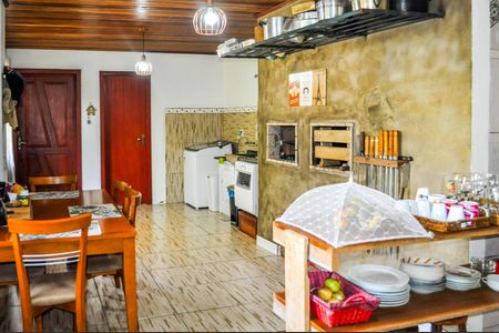 Casa para alugar com 160m², 3 quartos e 4 vagasChurrasqueira